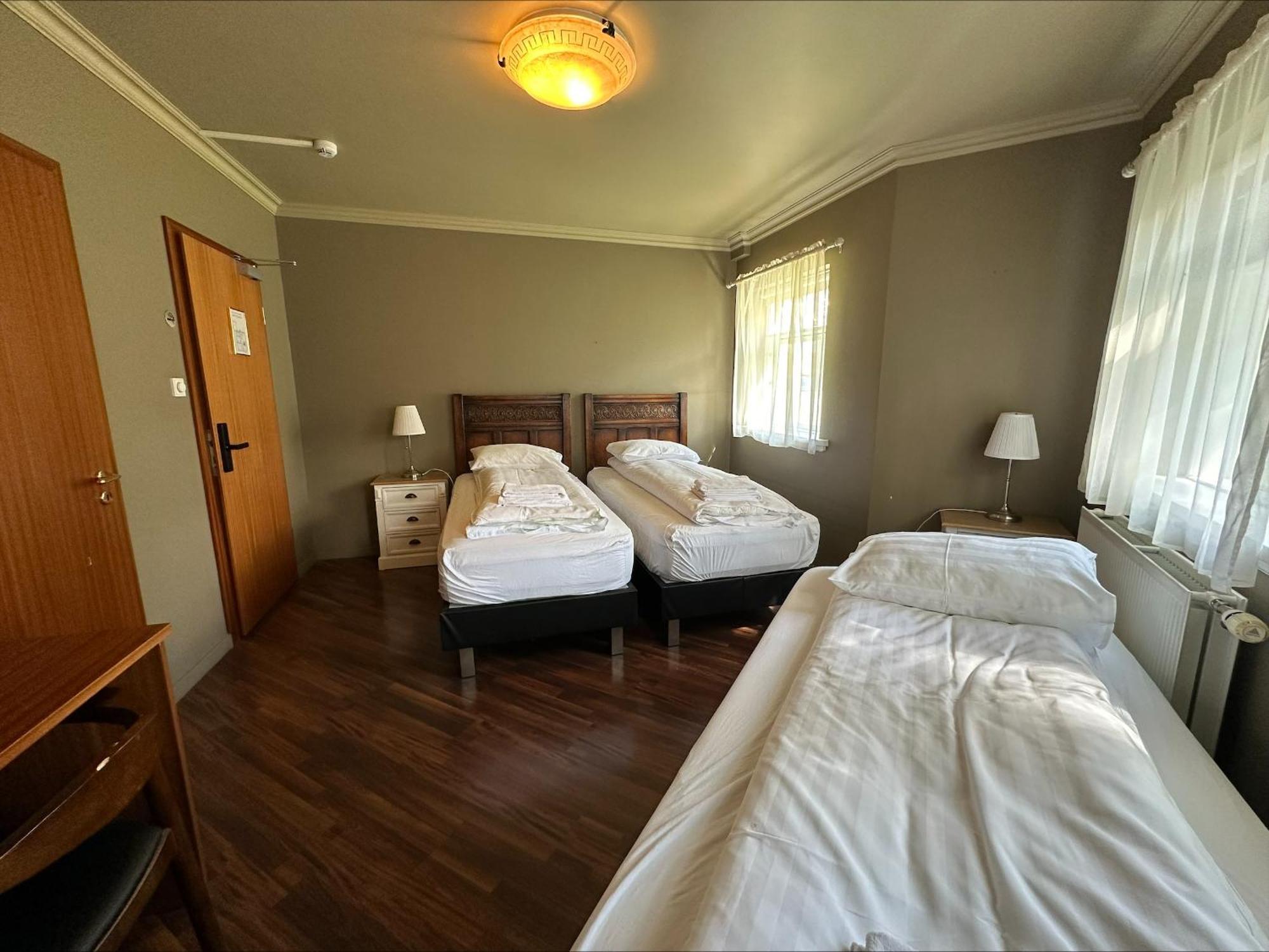 Bg4 Guesthouse Akureyri Ngoại thất bức ảnh